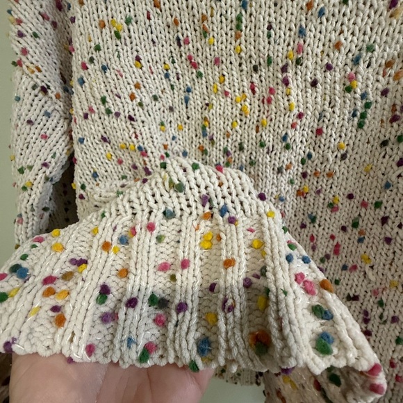 Seven7, Ladies Oversized Raised Dot Cream Crewneck Sweater, Size M - Picture 3 of 10